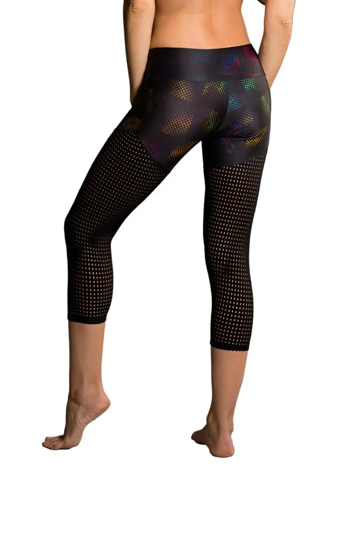Onzie Hot Yoga Half Half Capri 288