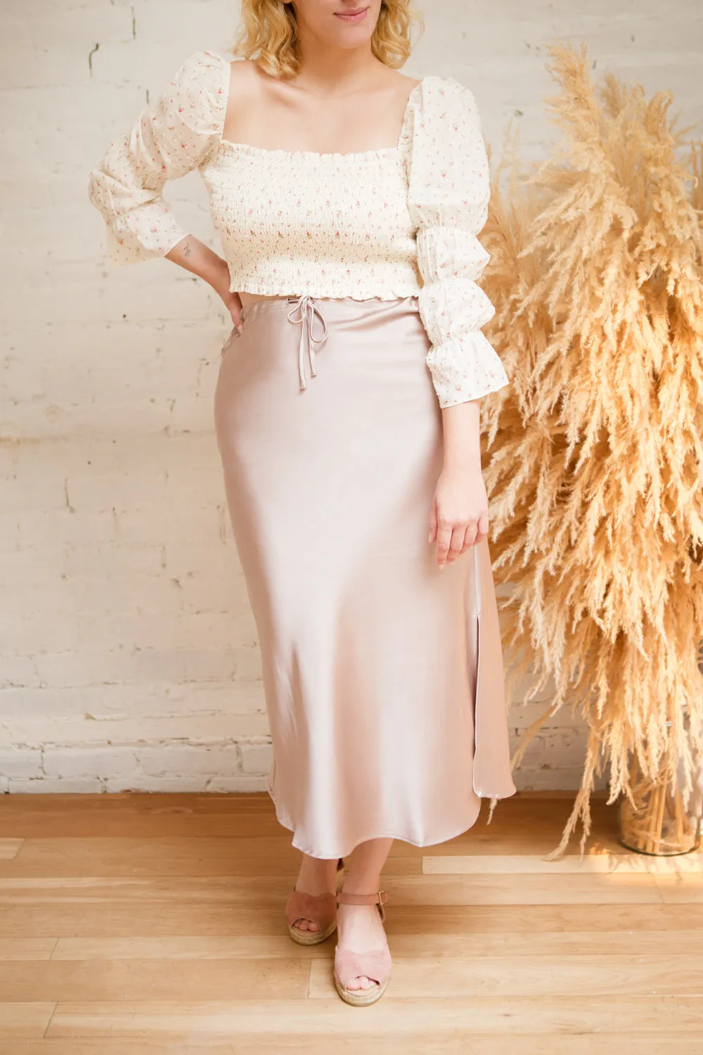 Orithyia | Floral Crop Top w/ Square Neckline