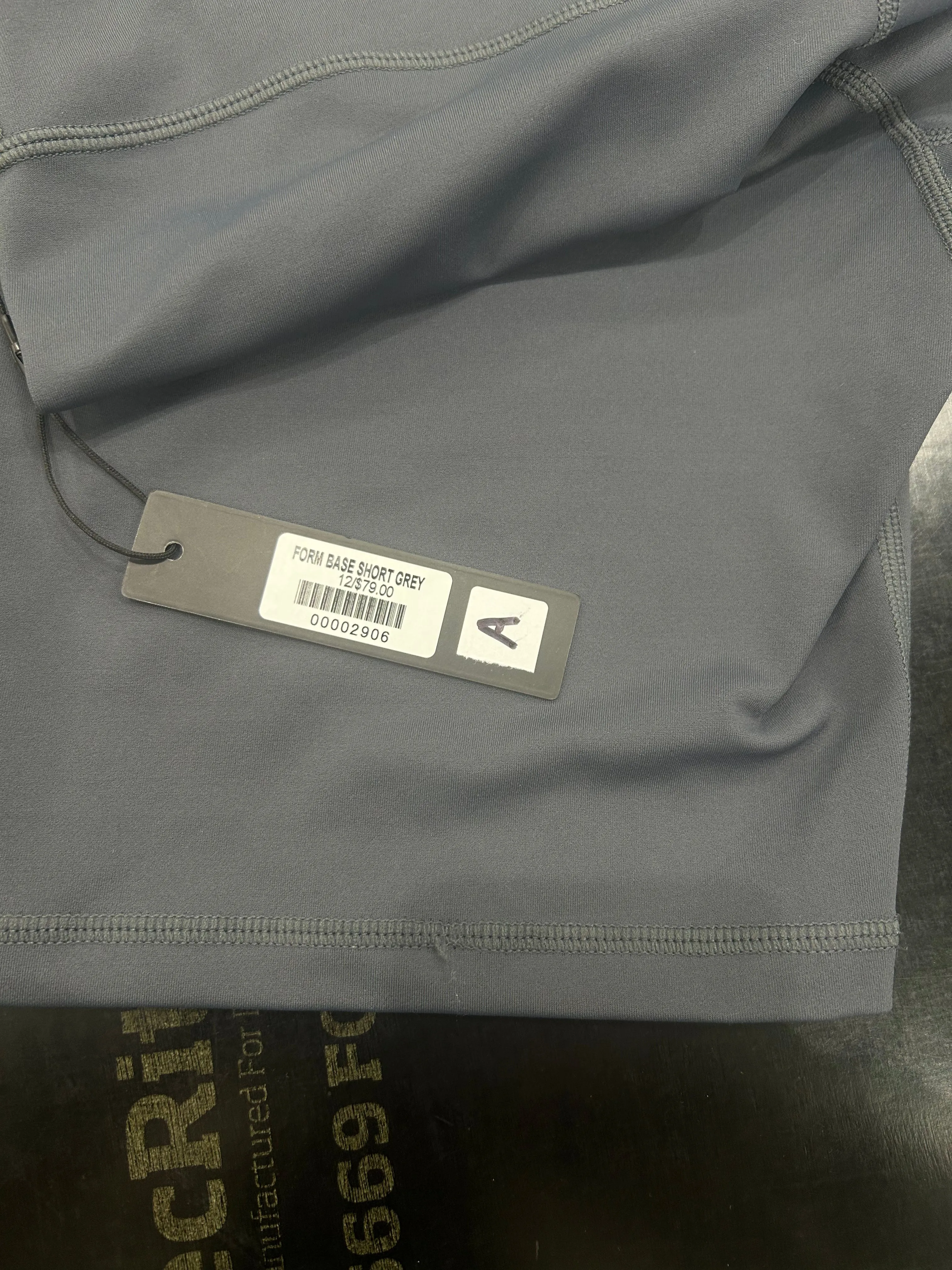 SAMPLE - FORM BASE SHORT GREY