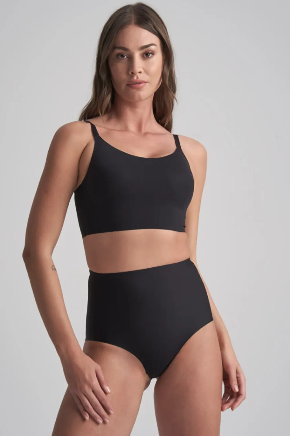 Sculpting Mid Waist Brief
