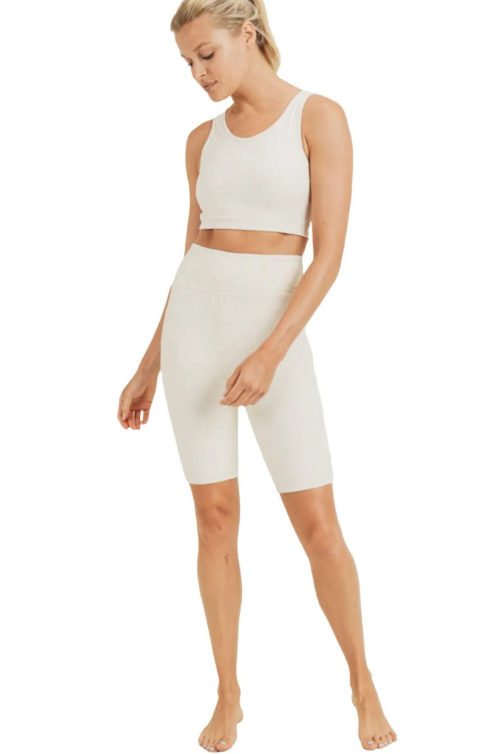 Textured Giraffe Print TACTEL® Highwaist Biker Shorts APH8039