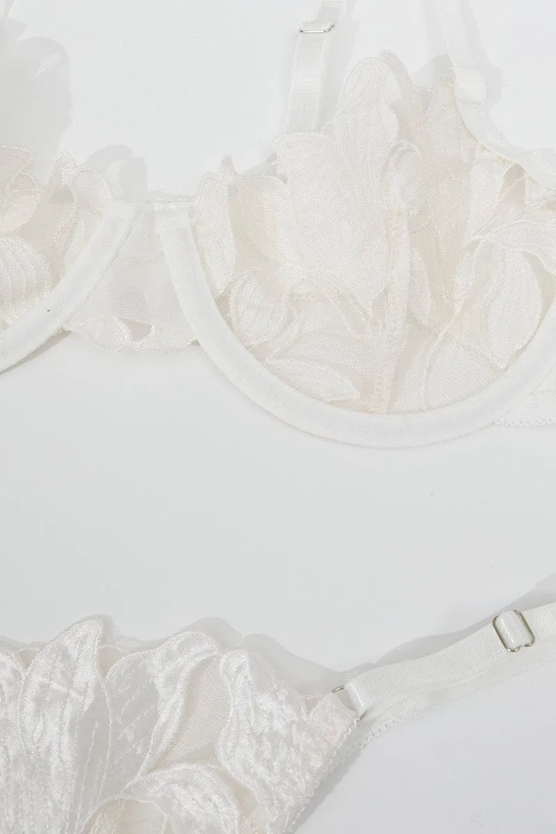White Embroidery Lingerie Set
